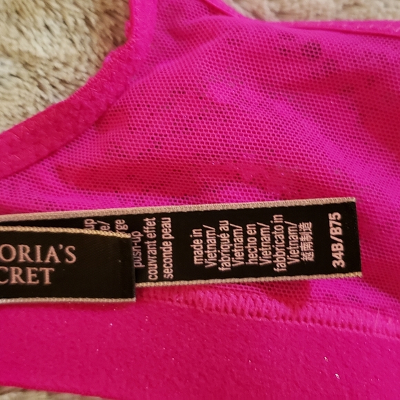 Victoria's Secret bra - Picture 3 of 7